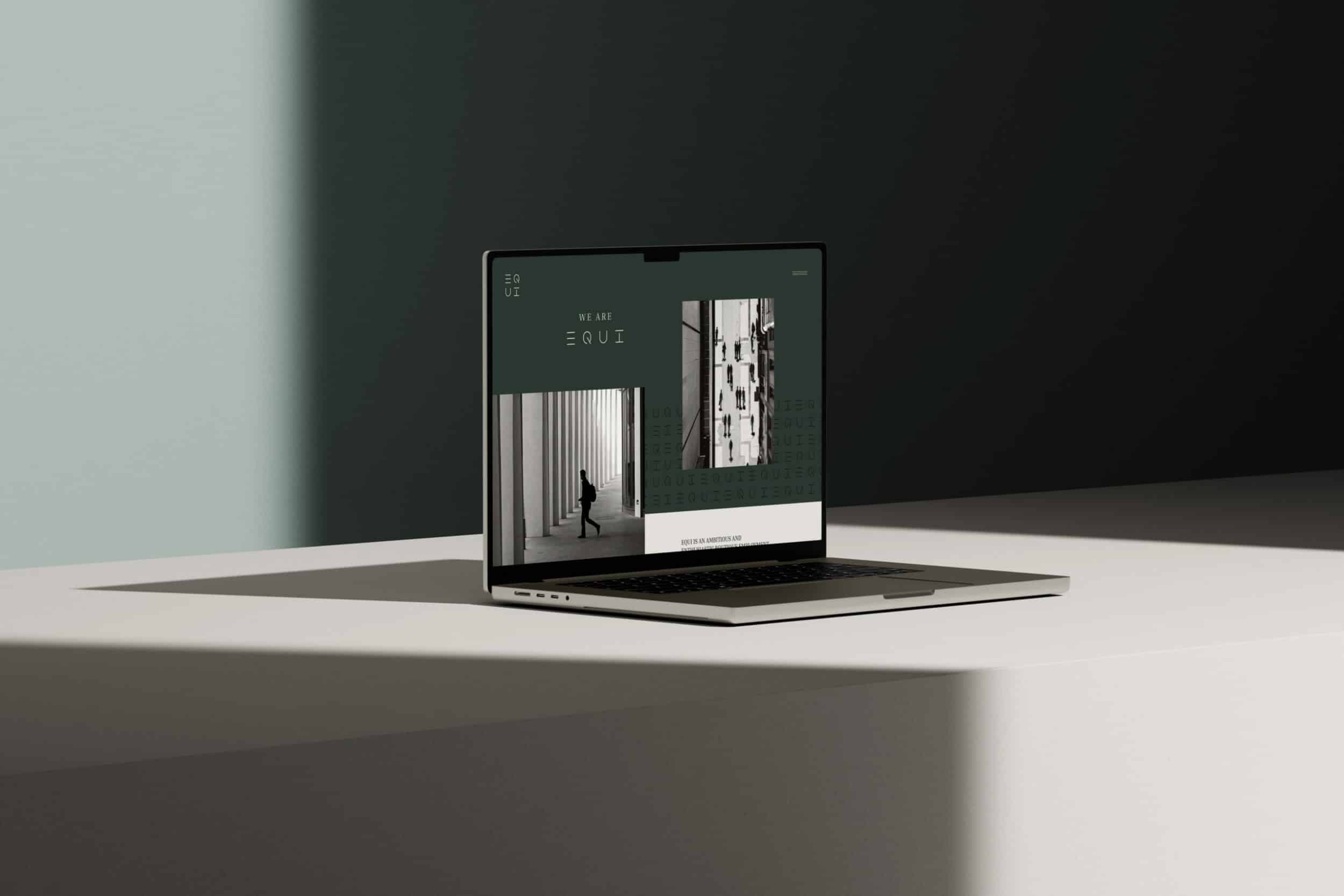 Mockup du nouveau site web sur mesure de notre client EQUI, cabinet d'avocat à Bruxelles