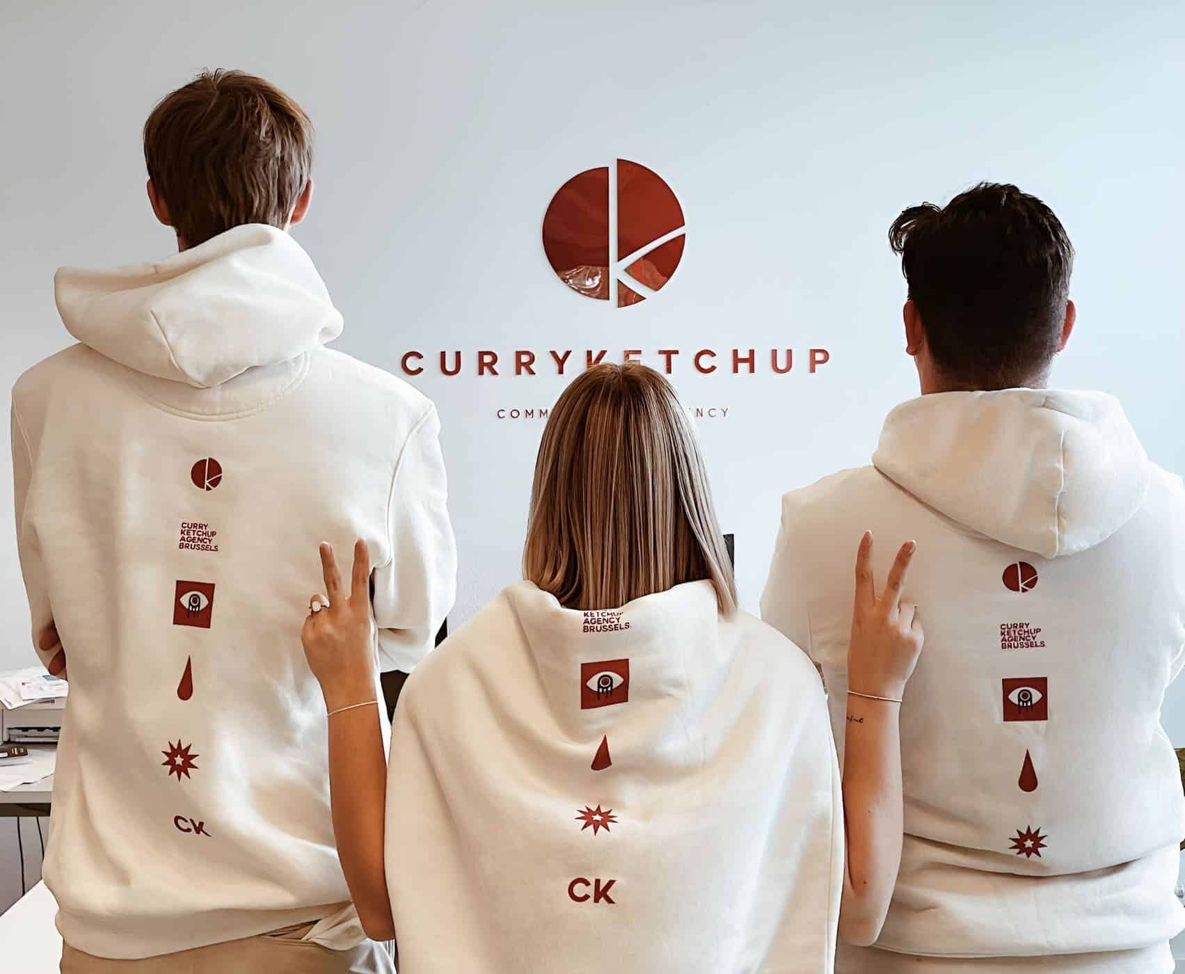 Photo des stagiaires en réseaux sociaux et shooting photo/vidéo pour Curryketchup